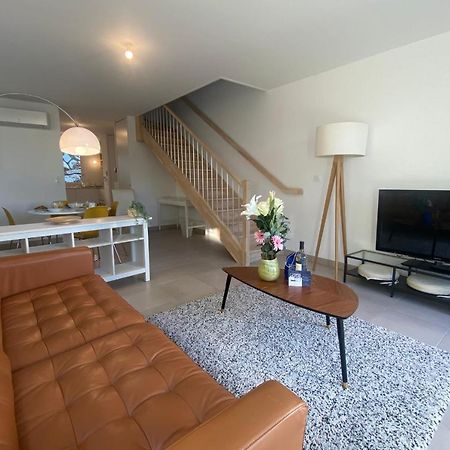 Roche Blanche - Terrasse Et Parking Appartement Nîmes Buitenkant foto